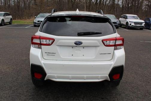 Crystal White Pearl 2018 Subaru Crosstrek 2.0i Limited