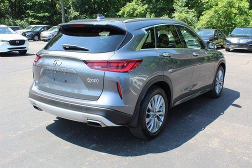 2023 INFINITI QX50 LUXE AWD