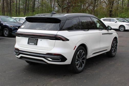2025 Lincoln Nautilus Reserve