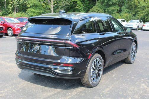 2025 Lincoln Nautilus Reserve