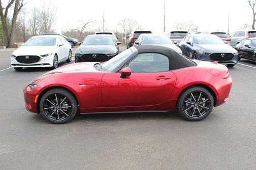 Soul Red Crystal Metallic 2026 Mazda MX-5 Miata Grand Touring