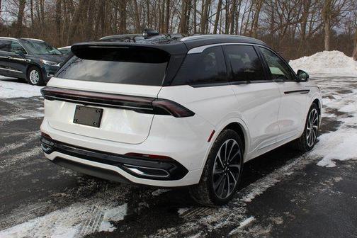 2024 Lincoln Nautilus Black Label