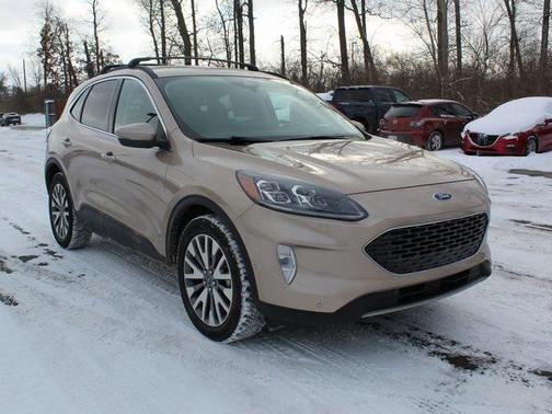 2020 Ford Escape Titanium
