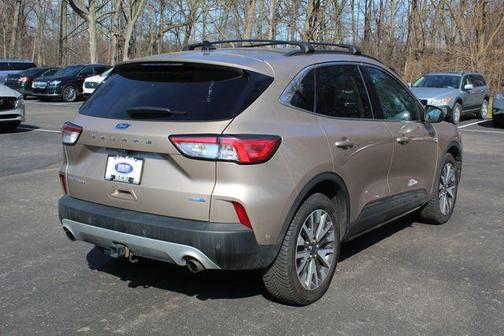 2020 Ford Escape Titanium