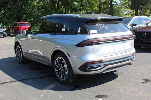 2025 Lincoln Nautilus Reserve