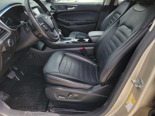 White Gold Metallic 2017 Ford Edge SEL