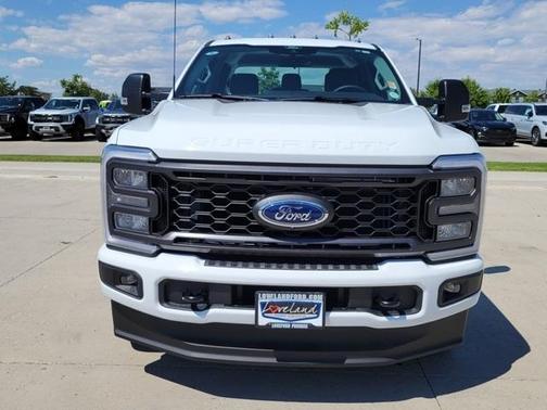 2025 Ford F-250 XL