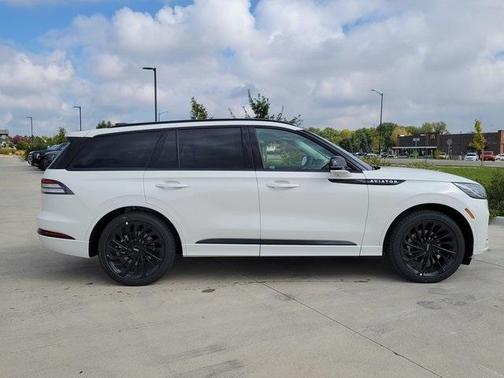 2025 Lincoln Aviator Reserve AWD