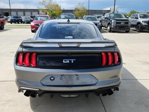 2022 Ford Mustang GT Premium