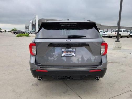 2022 Ford Explorer ST-Line