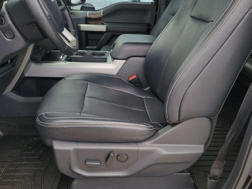 2022 Ford F-450 Lariat