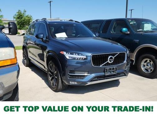2019 Volvo XC90 T6 Momentum