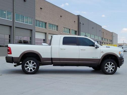 Pearl White 2024 RAM 3500 Longhorn