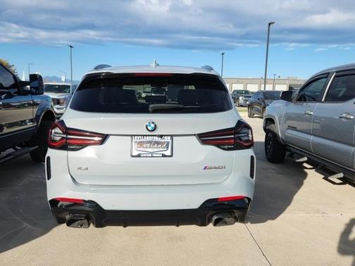 2023 BMW X3 M40i