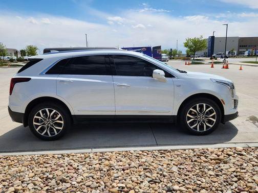 Crystal White Tri-Coat 2022 Cadillac XT5 Luxury