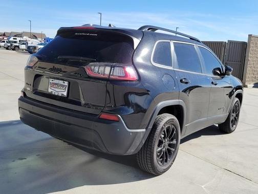 2023 Jeep Cherokee Altitude Lux