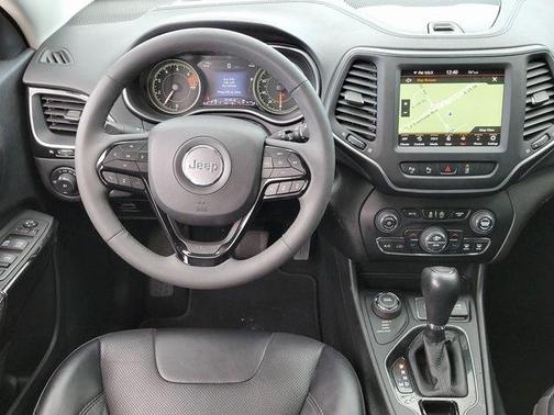 2023 Jeep Cherokee Altitude Lux