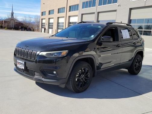 2023 Jeep Cherokee Altitude Lux