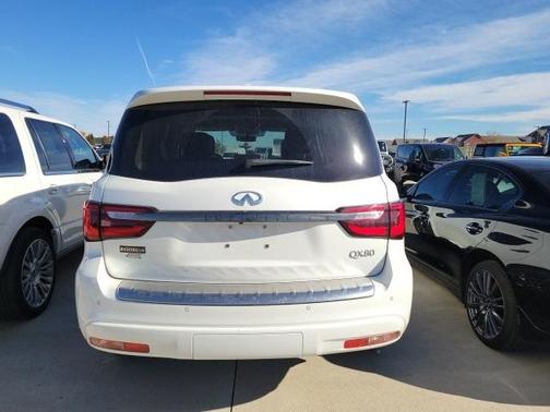 2024 INFINITI QX80 PREMIUM SELECT
