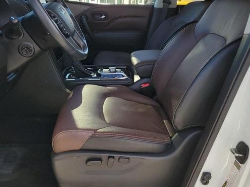 2024 INFINITI QX80 PREMIUM SELECT
