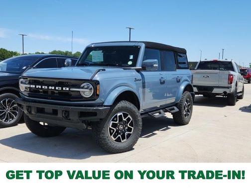 Azure Gray Metallic 2023 Ford Bronco Outer Banks