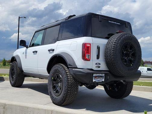 Oxford White 2026 Ford Bronco Big Bend