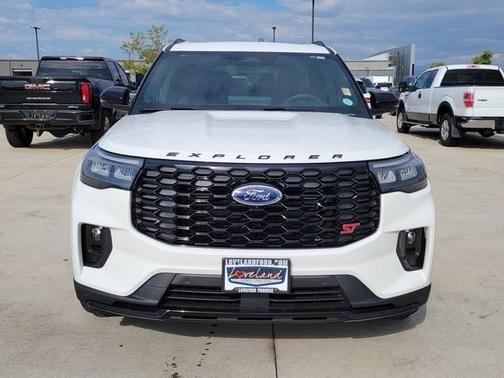 2025 Ford Explorer ST
