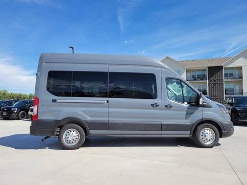 2025 Ford Transit-350 XL