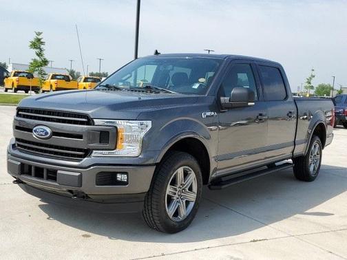 Photo 3 of 23 of 2019 Ford F-150 XLT