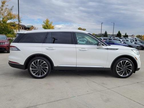 2022 Lincoln Aviator Reserve AWD