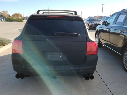 2005 Porsche Cayenne S
