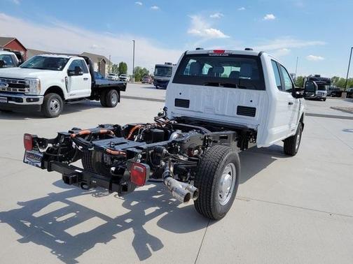 2025 Ford F-250 XL