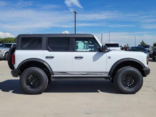 Oxford White 2026 Ford Bronco Big Bend