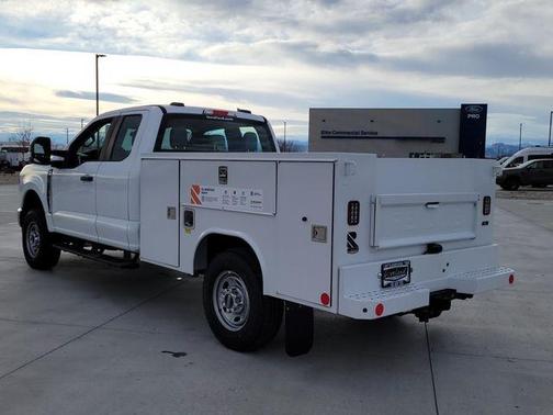 Oxford White 2026 Ford F-250 XL
