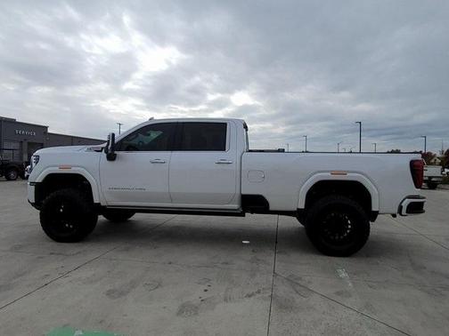 2024 GMC Sierra 3500 Denali