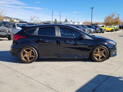 2018 Ford Focus ST Base