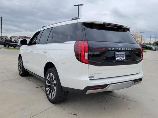 2025 Ford Expedition Platinum