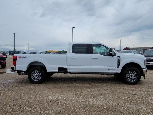 2025 Ford F-350 Lariat Super Duty