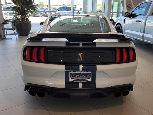 2021 Ford Shelby GT500 Base