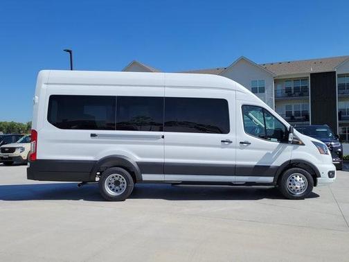 2025 Ford Transit-350 XLT