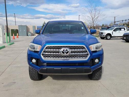 Blazing Blue Pearl 2017 Toyota Tacoma TRD Off Road