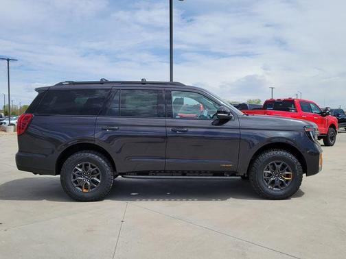 Dark Matter Gray Metallic 2026 Ford Expedition Tremor