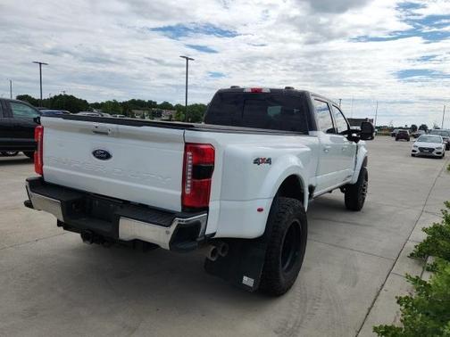 2023 Ford F-450 Lariat