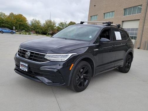 2023 Volkswagen Tiguan 2.0T SE R-Line Black