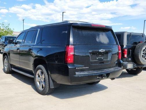 Black 2016 Chevrolet Suburban LT