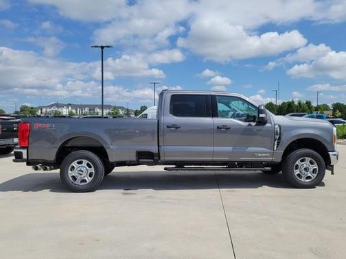 2025 Ford F-250 XLT