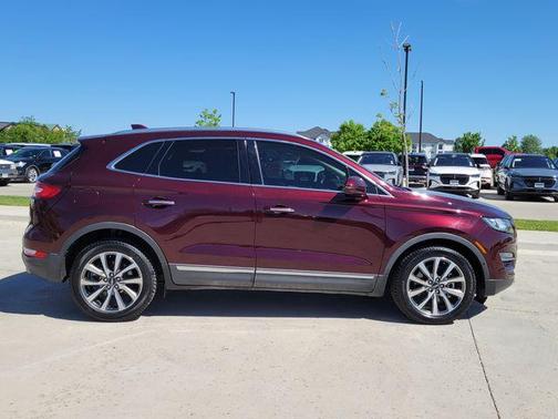 Burgundy 2019 Lincoln MKC Reserve
