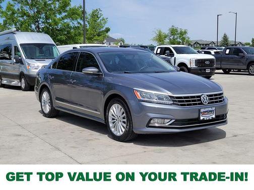 Platinum Gray Metallic 2017 Volkswagen Passat 1.8T SE