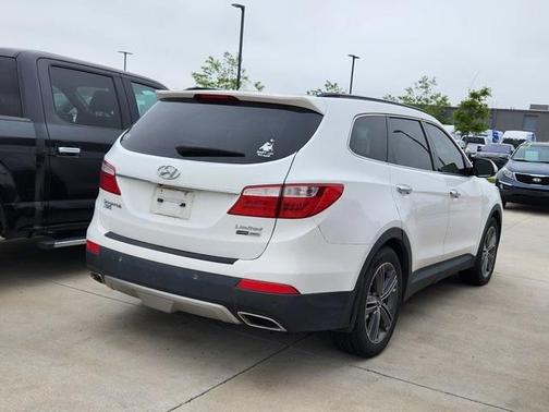 2016 Hyundai SANTA FE Limited