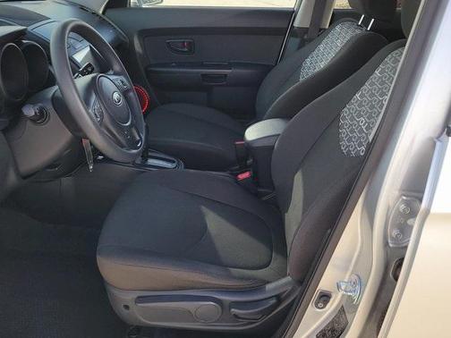 2010 Kia Soul +